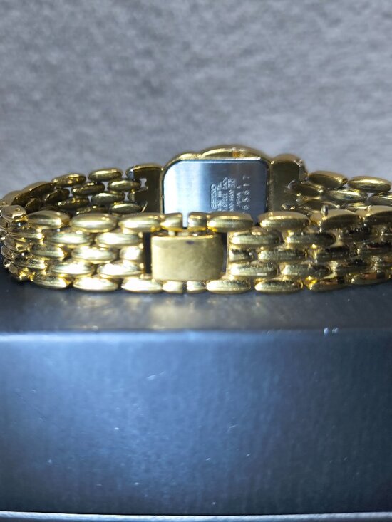Seiko Quartz Ladies 4N00-5900 Asymmetrical Link Band Black 90s New Bat Works main image 10